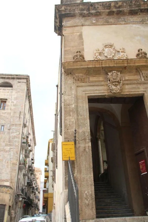 Holiday home Appartamento Valverde Palermo Italy